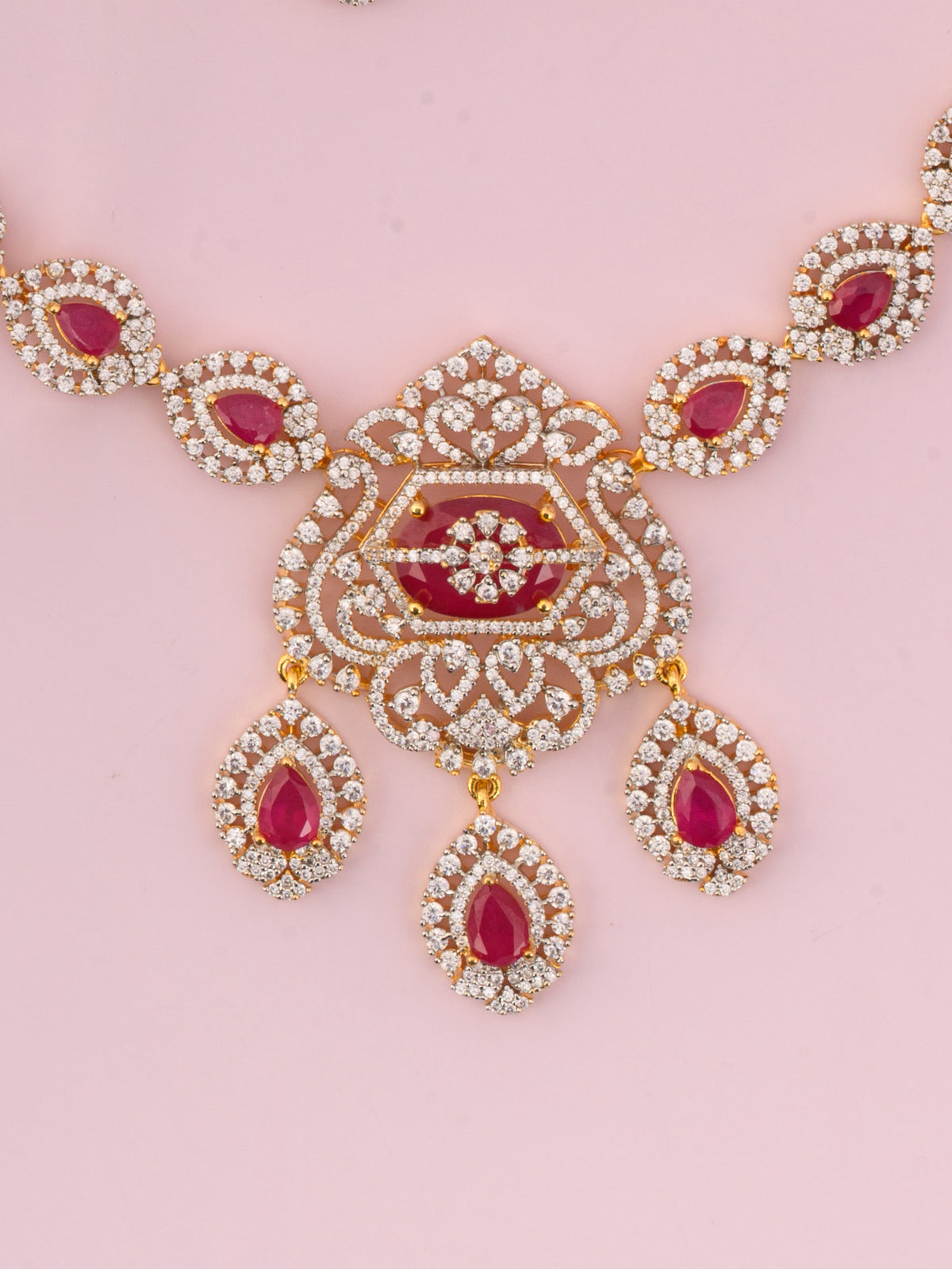 Rishtitha Diamond Necklace