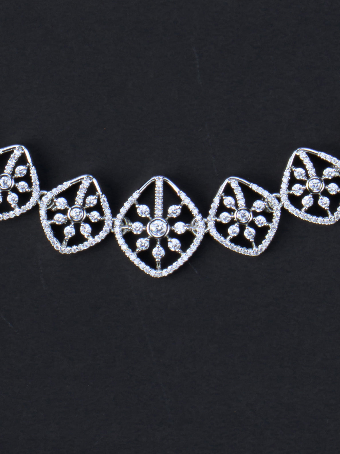 Kusumika AD Necklace Set - Silver Polish necklace close-up