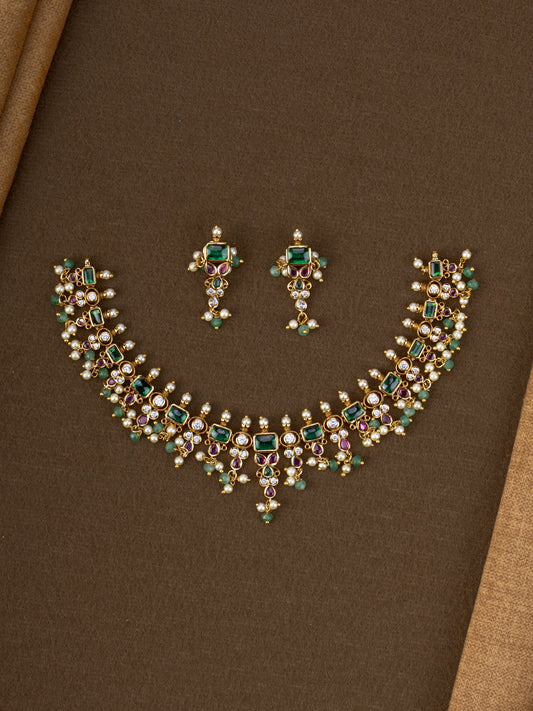 Zehra Emerald Necklace Set