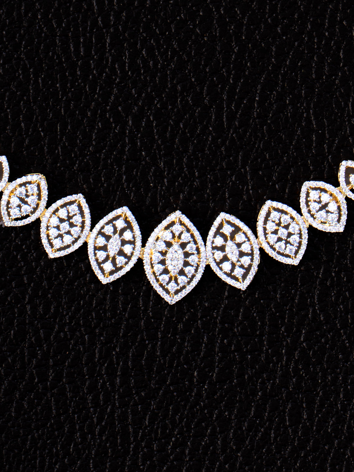 Glitz Diamond Choker