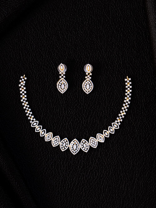 Glitz Diamond Choker