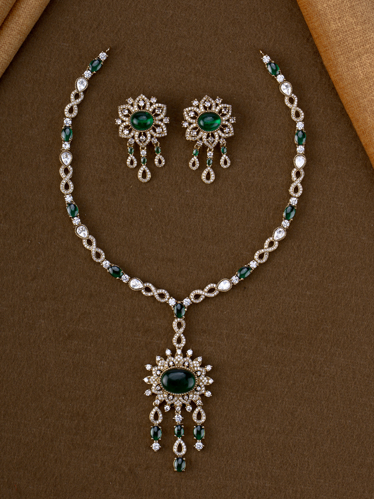 Manasvini Temple Necklace Set