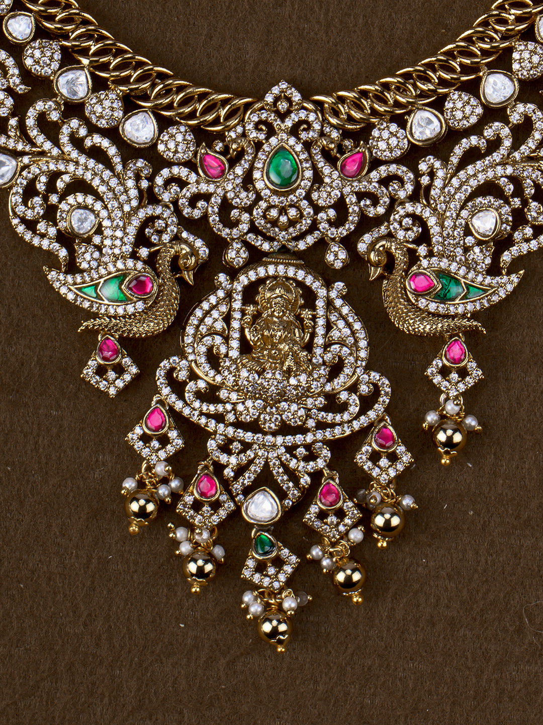 Sridevi Victorian Necklace Set