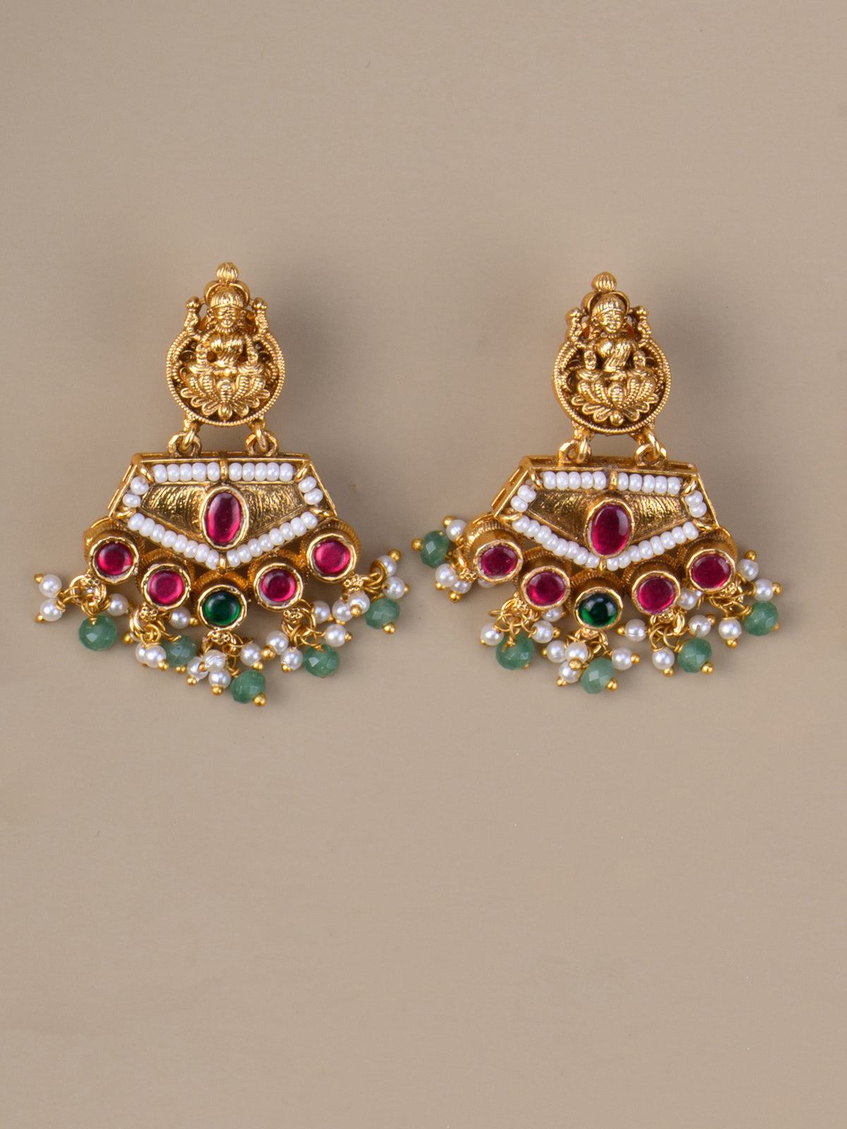Aarpita Jadau Necklace