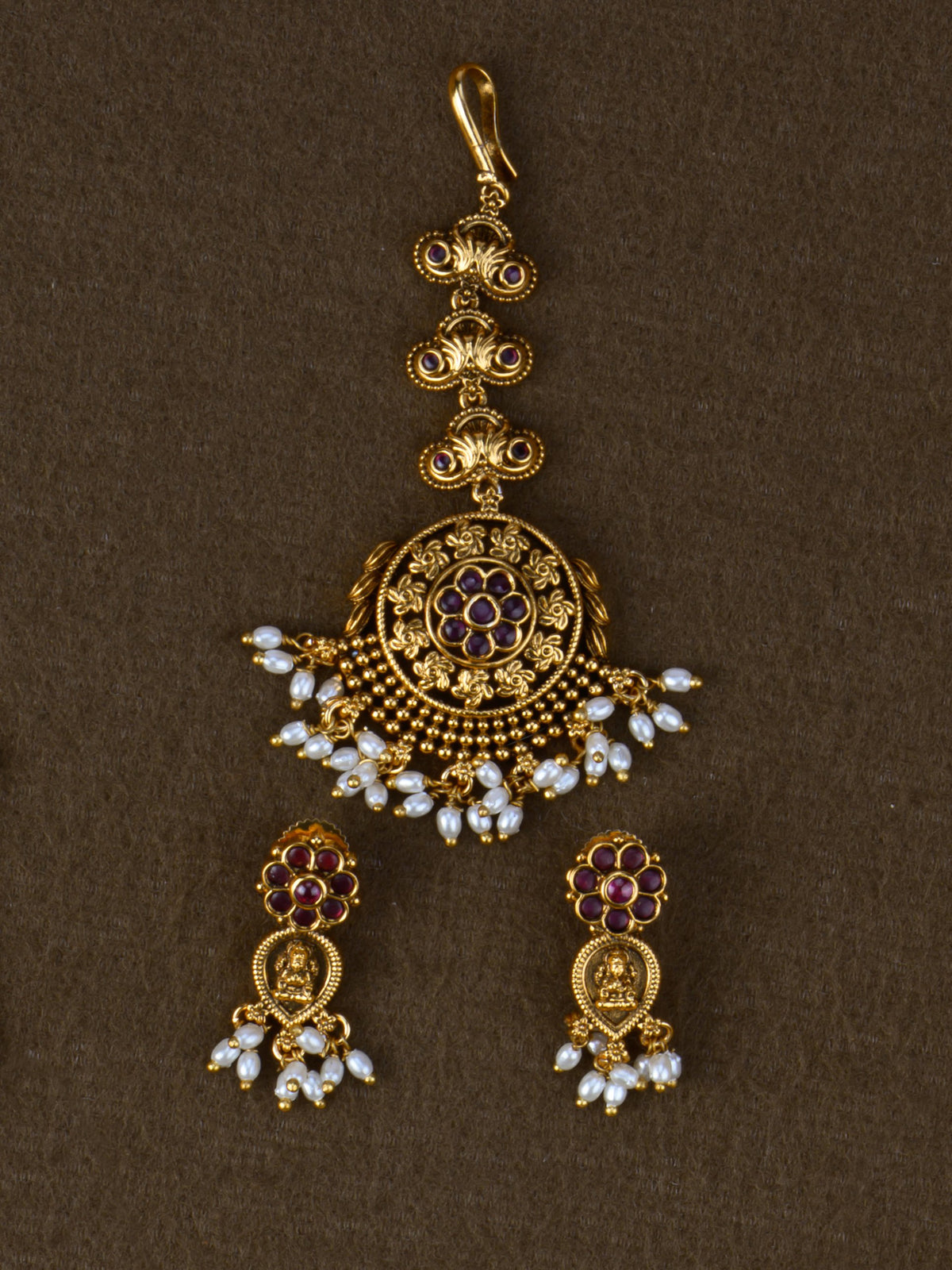 Swarnalakshmi Bridal Combo - maang tikka and earrings