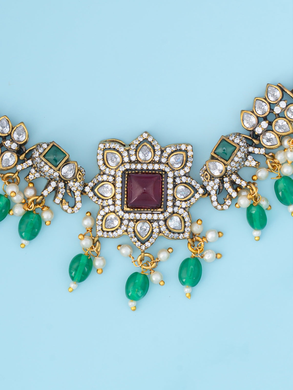 Kyaara Victorian Choker