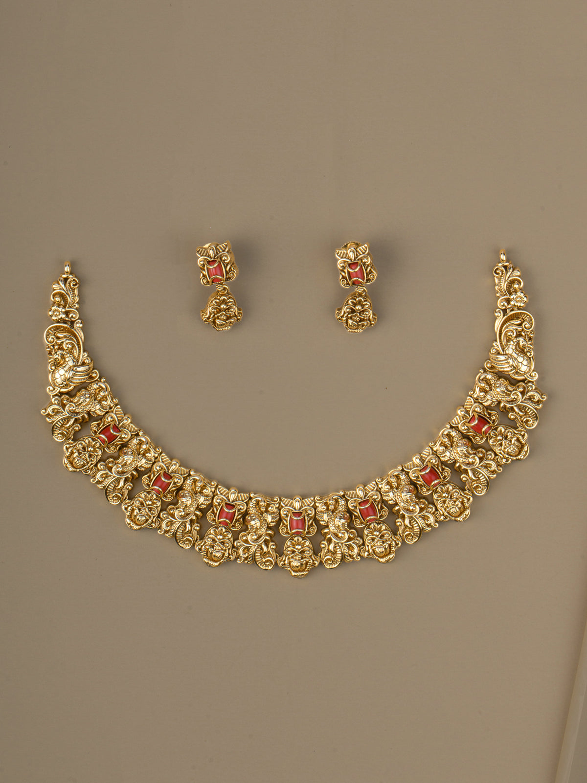 Vamsha Coral x Antique Necklace