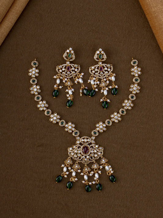 Vaidheya Victorian Necklace Set