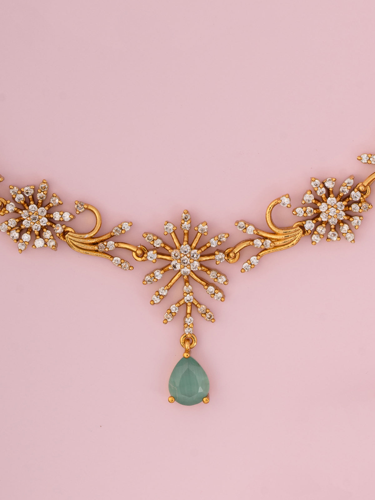 Daris AD Necklace