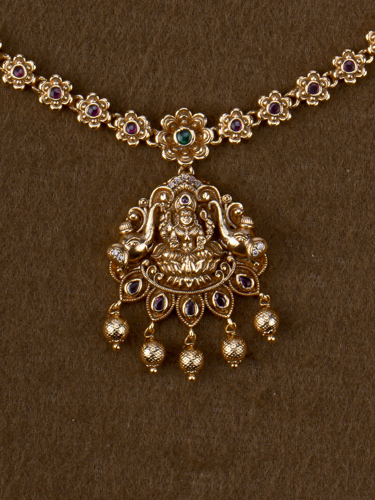 Pushpa Lakshmi Necklace Set