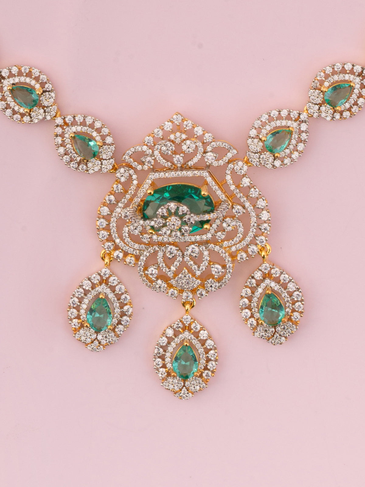 Rishtitha Diamond Necklace