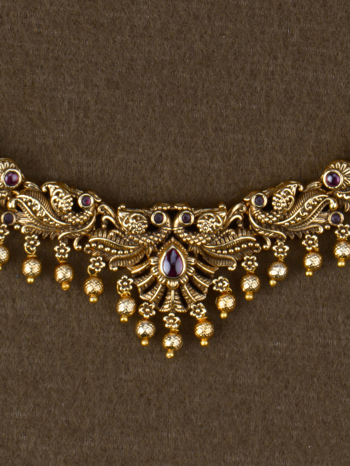 Mayuravalli Temple Necklace Set - Red necklace close-up