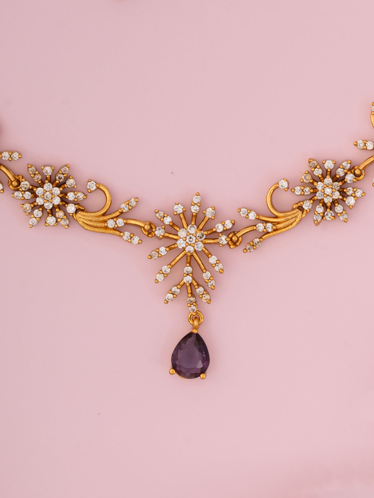 Daris AD Necklace