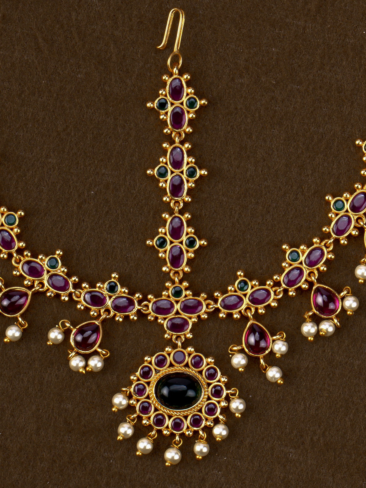 Kanakavalli Kemp Mathapatti close-up