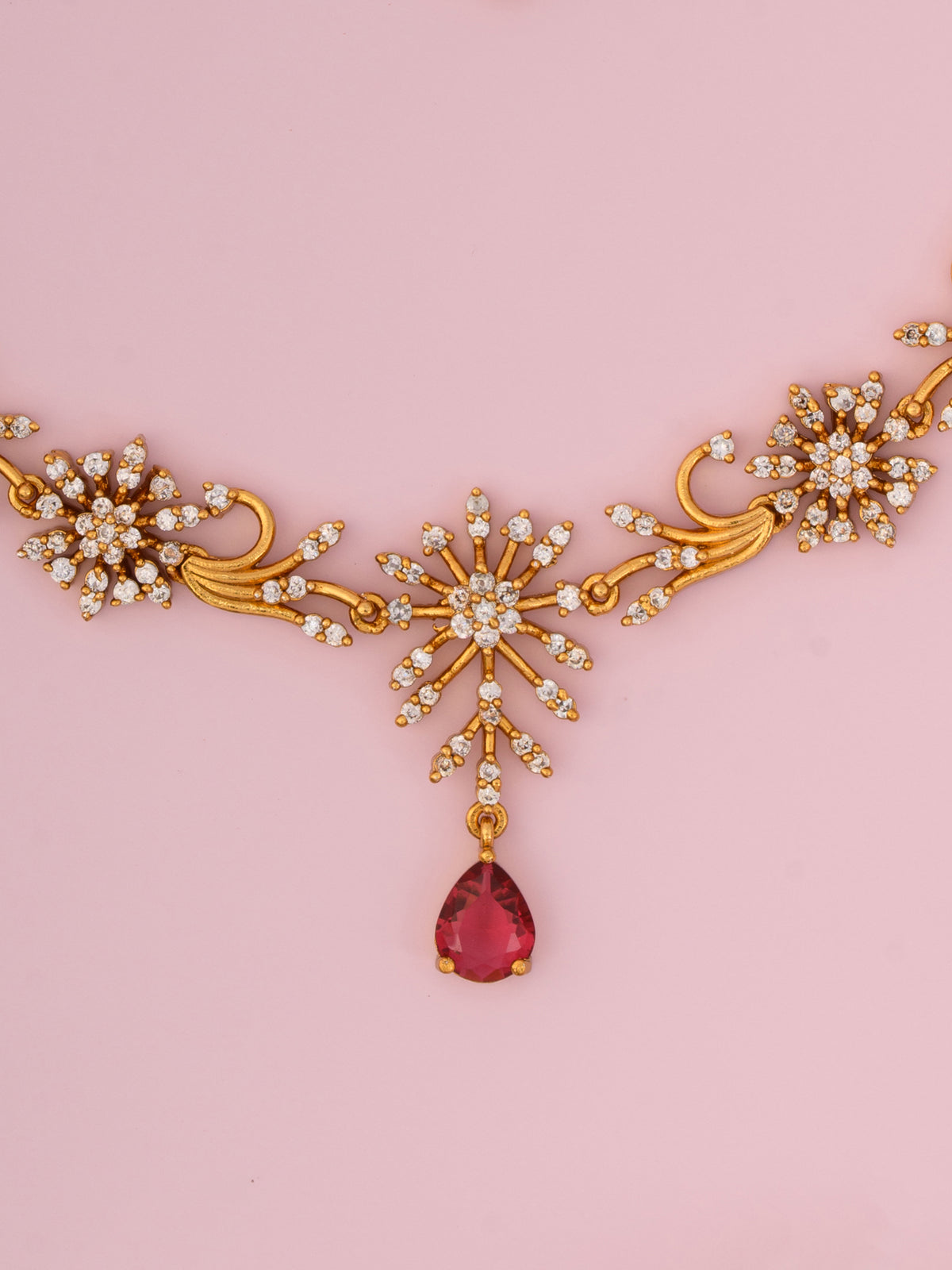Daris AD Necklace