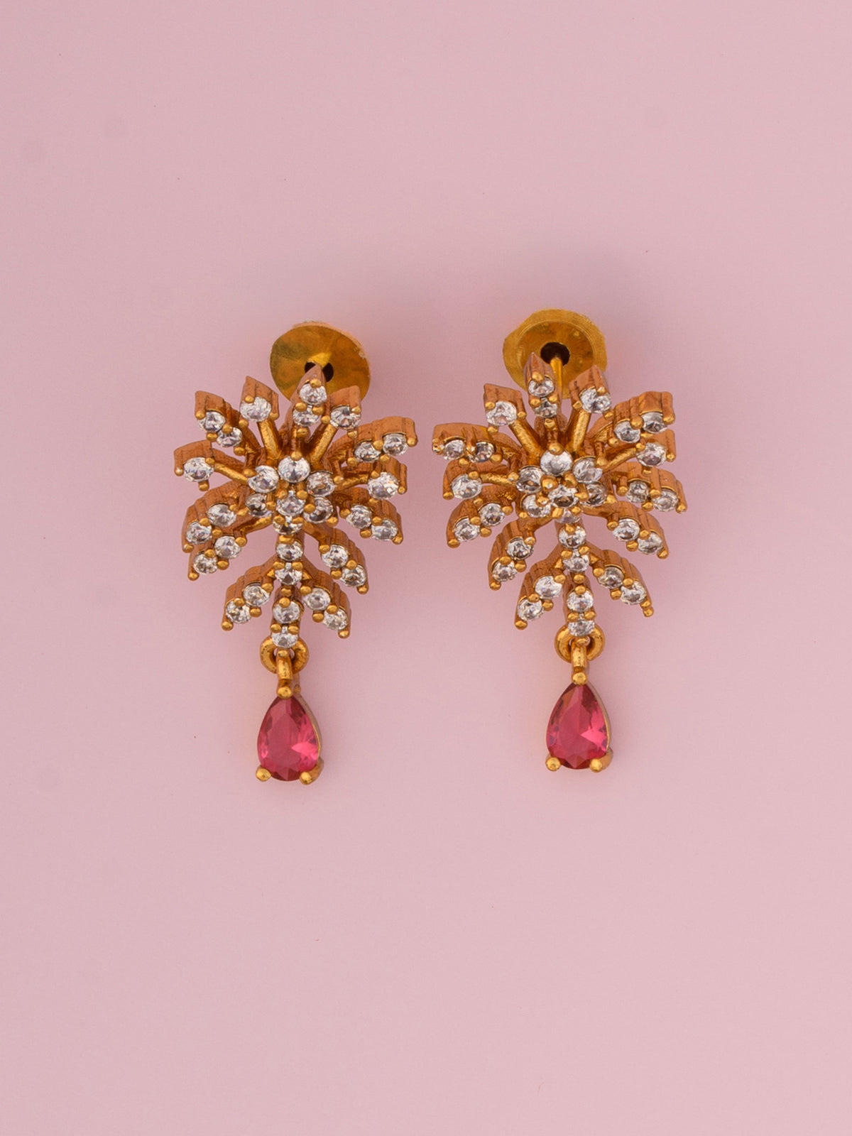 Daris AD Necklace
