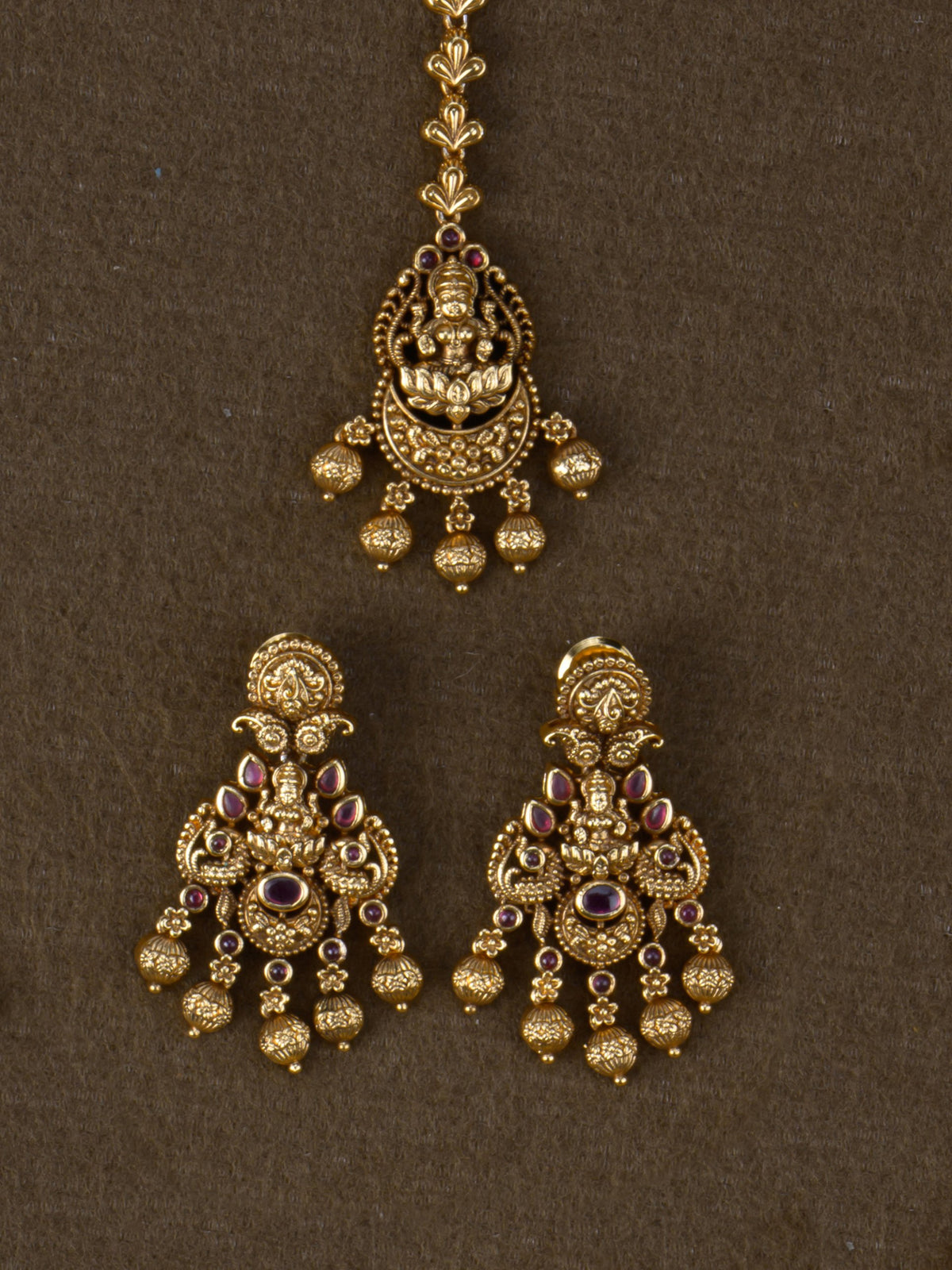 Kamalalaya Bridal Combo - Red maang tikka and earrings