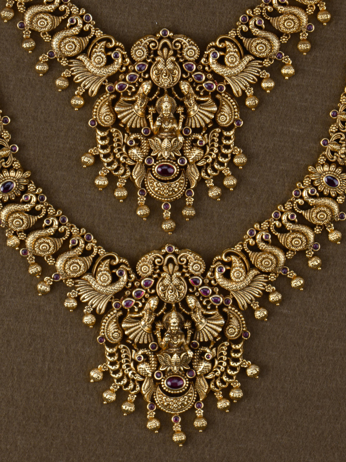 Kamalalaya Bridal Combo - Red necklace and haaram close-up