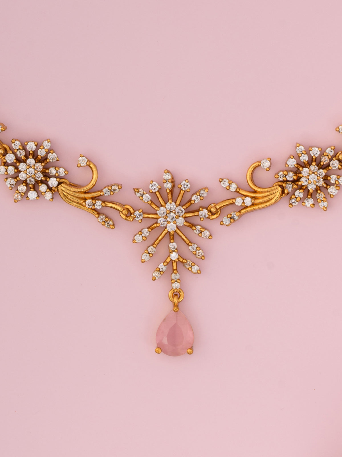 Daris AD Necklace