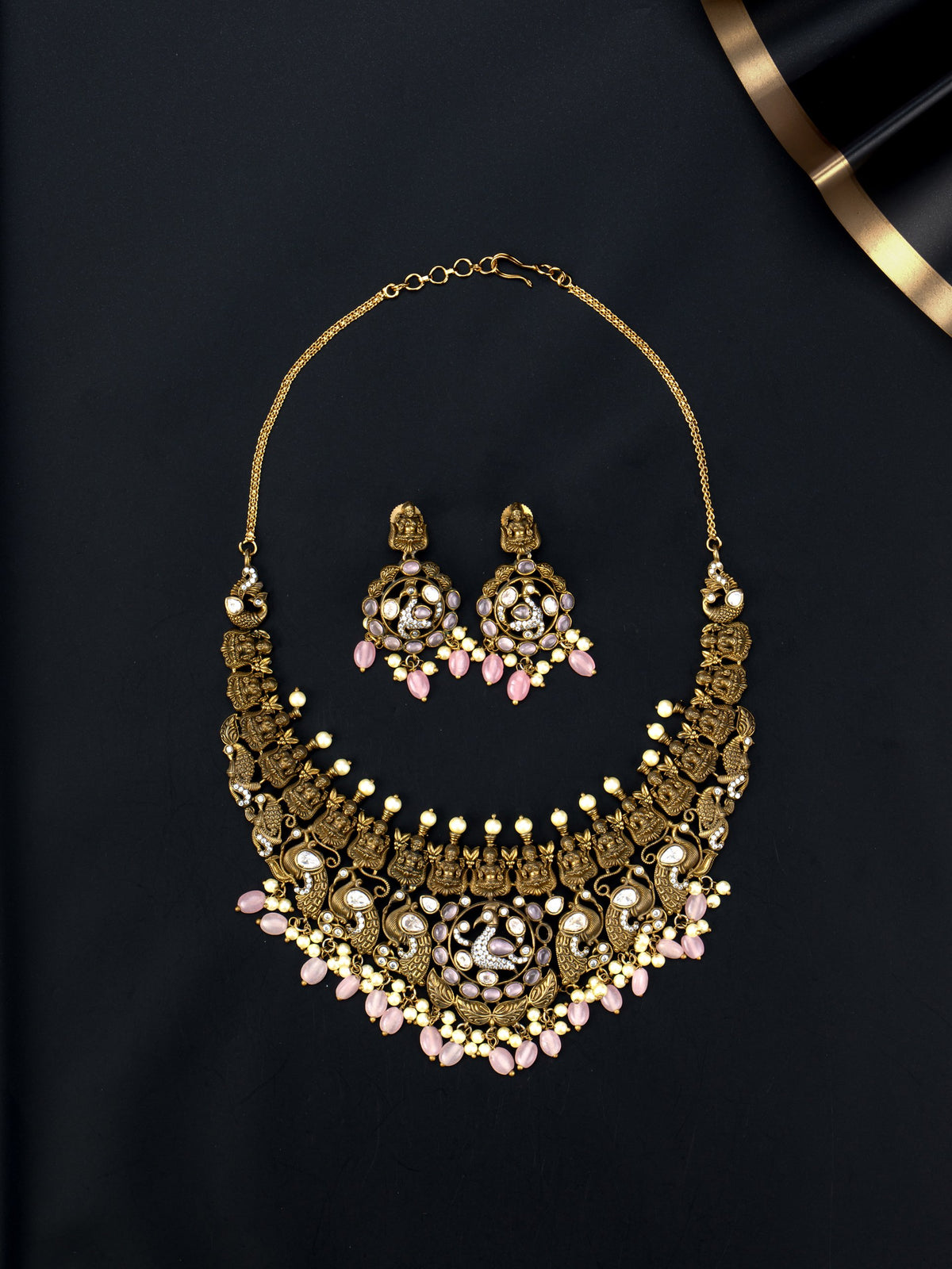 Mahalakshmi Mayuri Victorian Necklace - Pink set