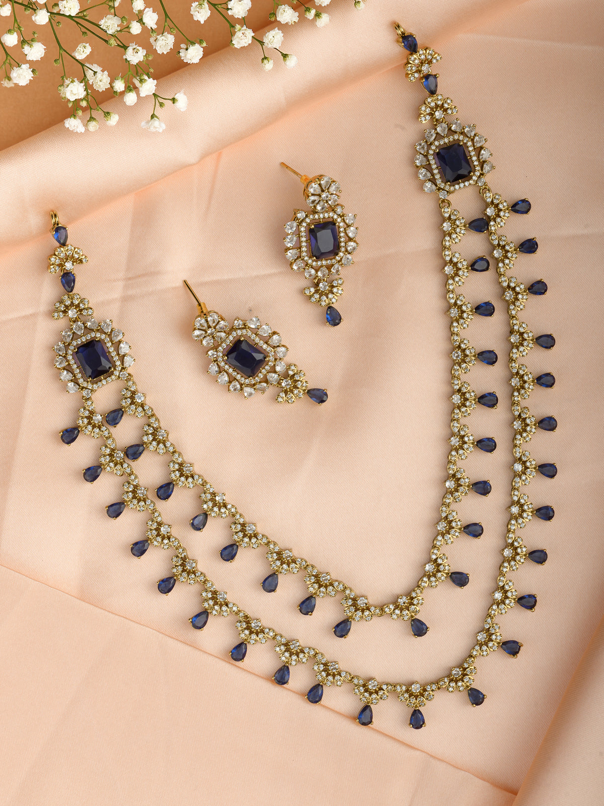 Sreethika dual layer Mid Haaram
