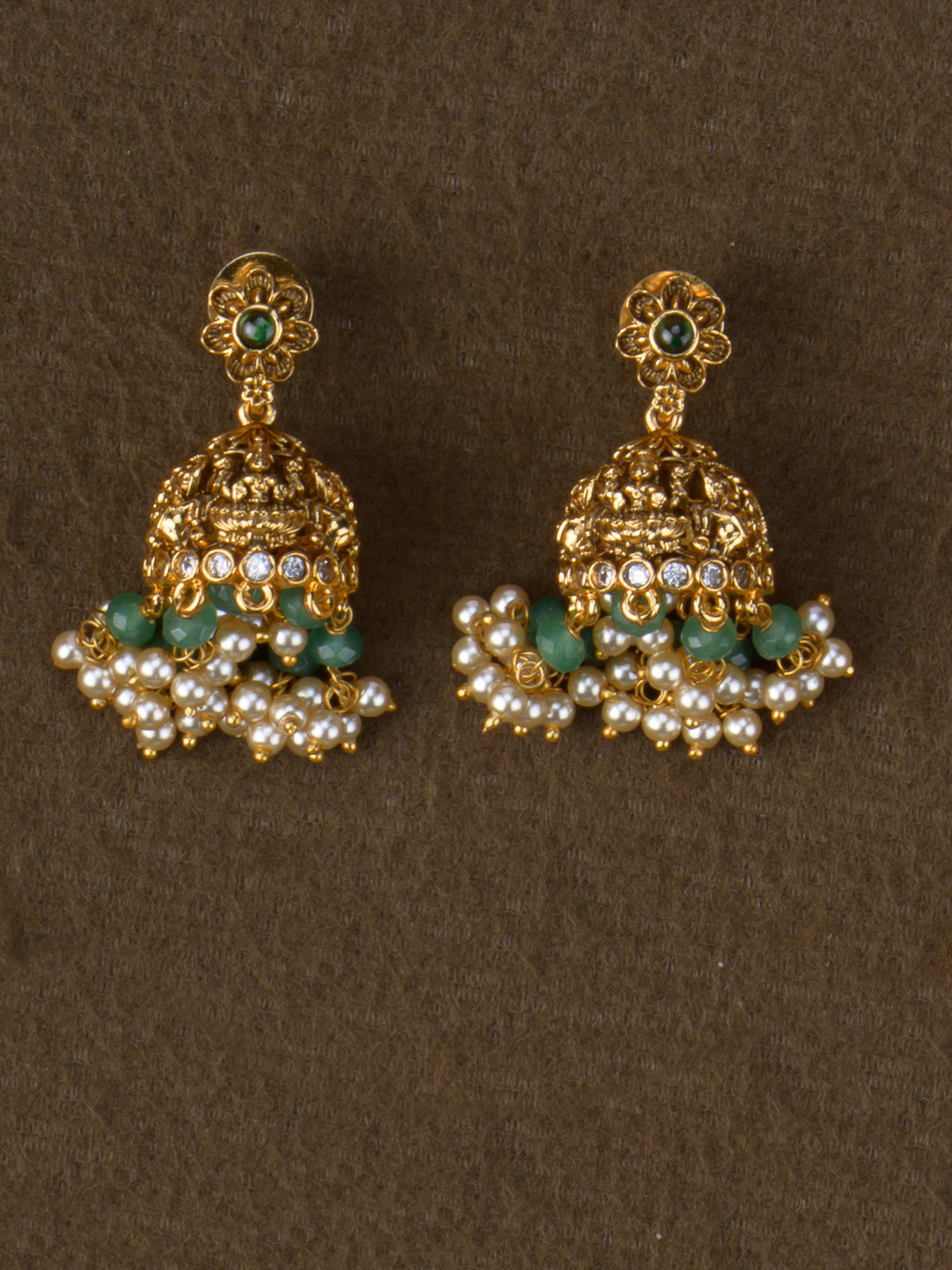 Indira Kemp Necklace Set