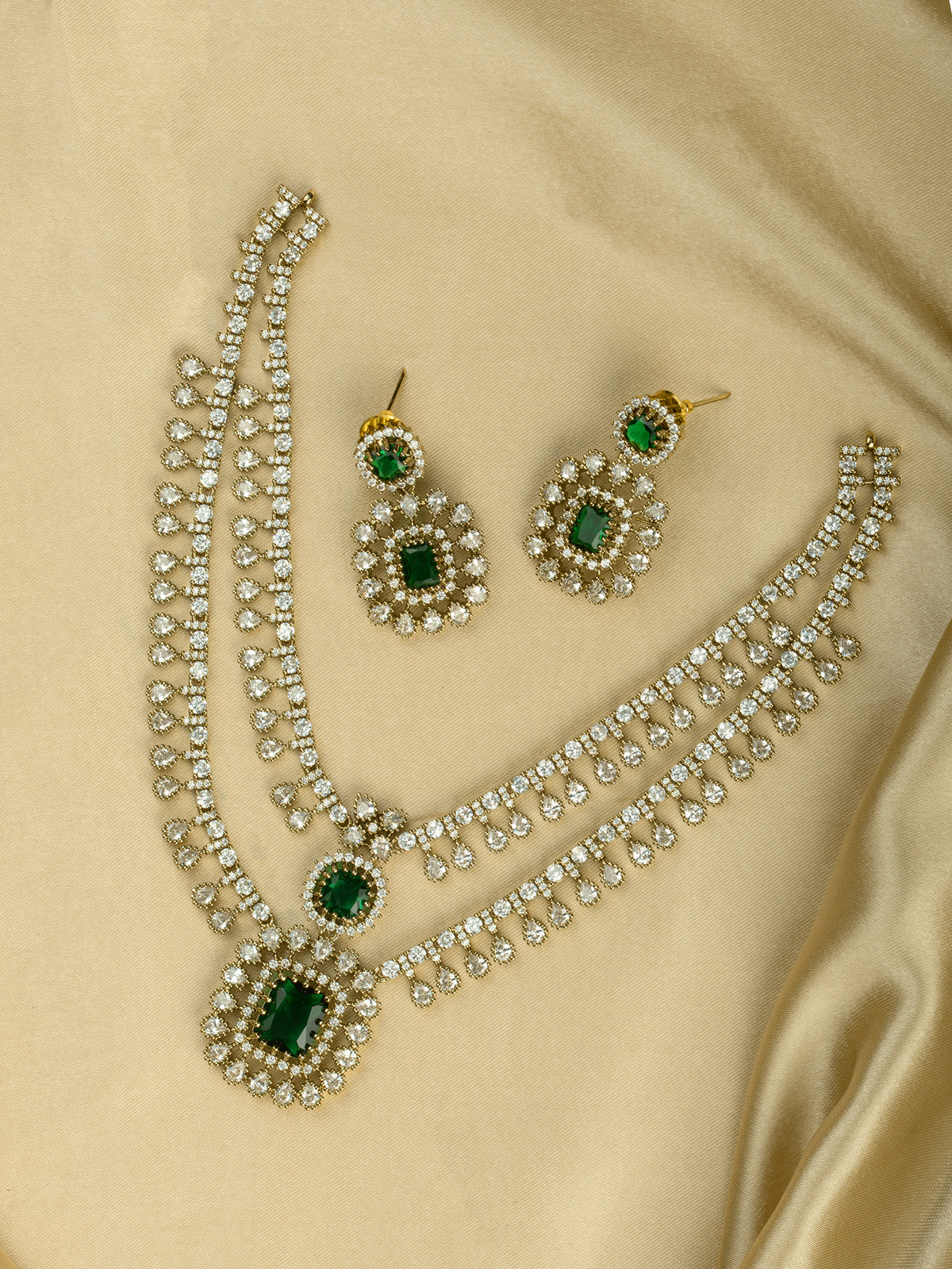 Neorah Dual Layer Necklace