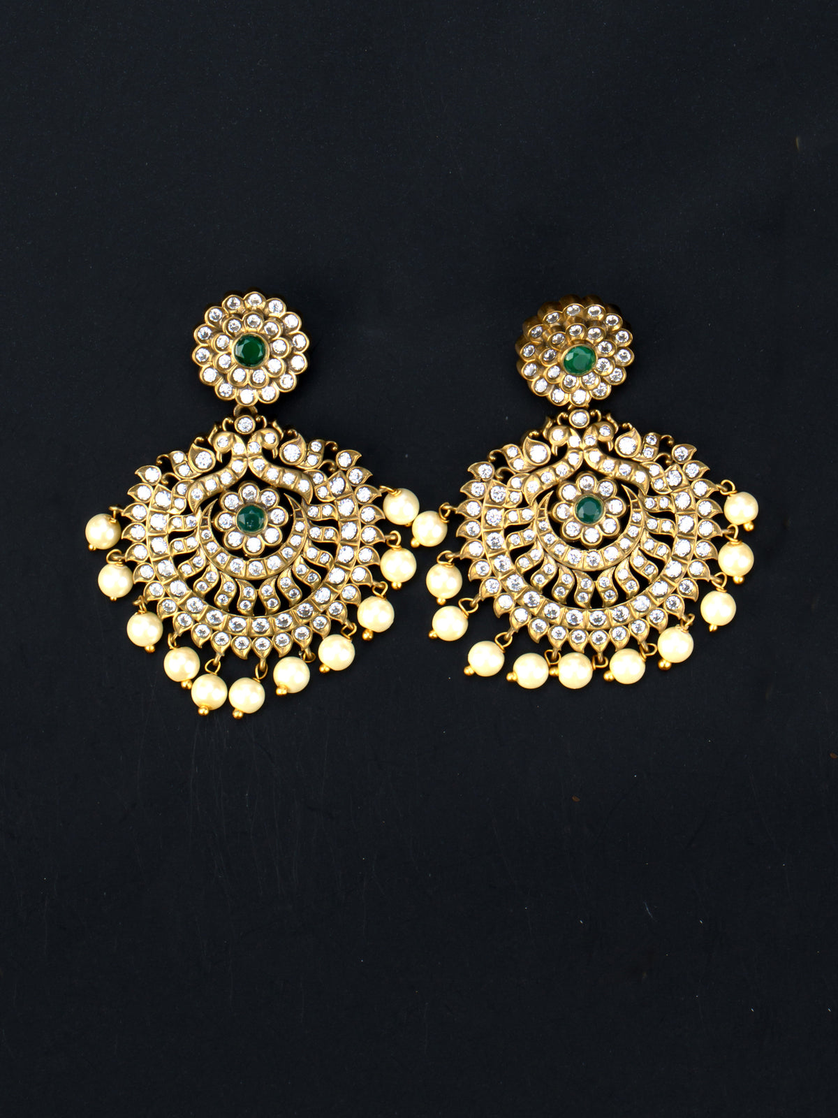 Sri Varnika Victorian Haaram