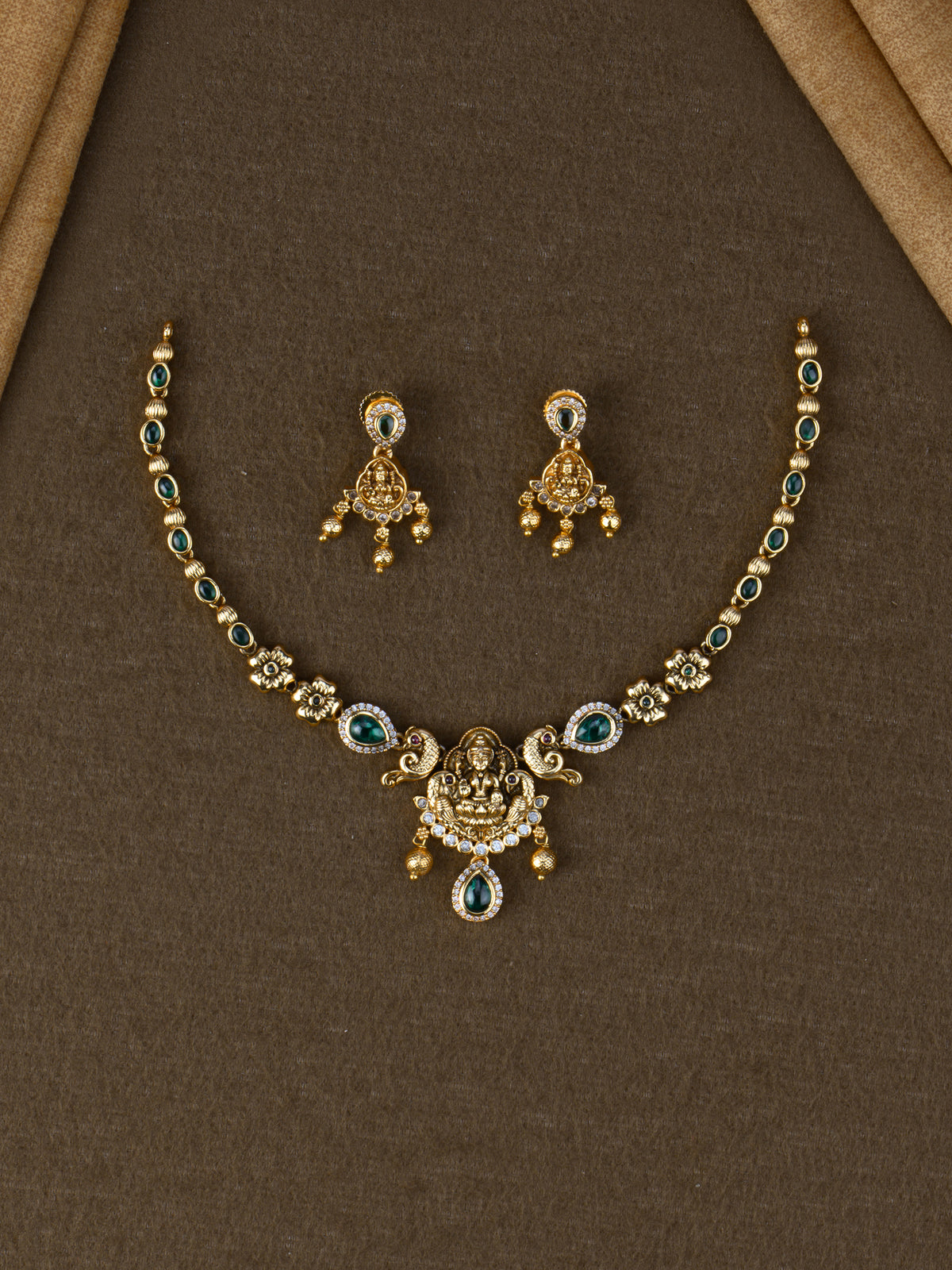 Lakshmipriya Temple Necklace Set - Green full set