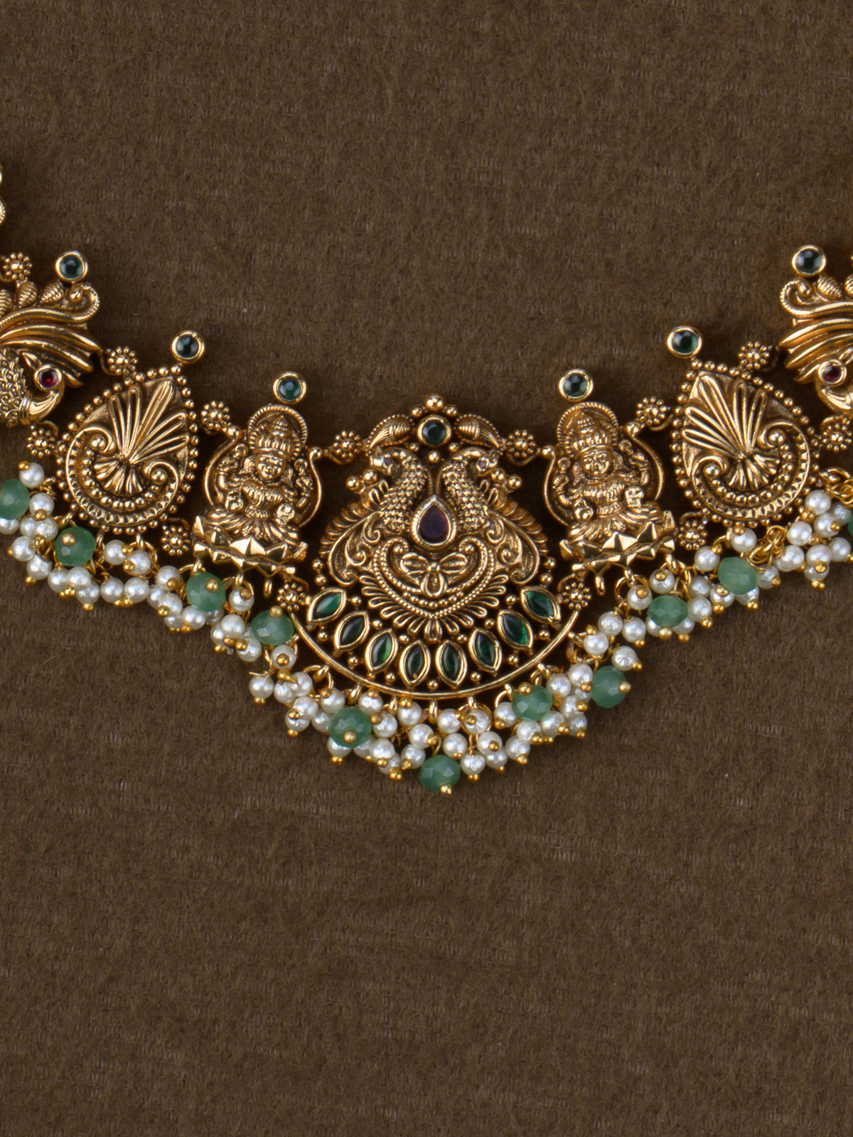 Yugala Lakshmi Temple Necklace Set - pendant close-up