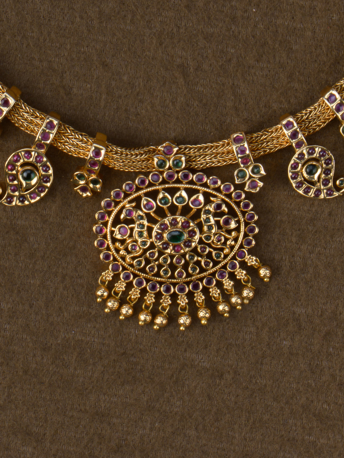Tanirika Temple Necklace Set