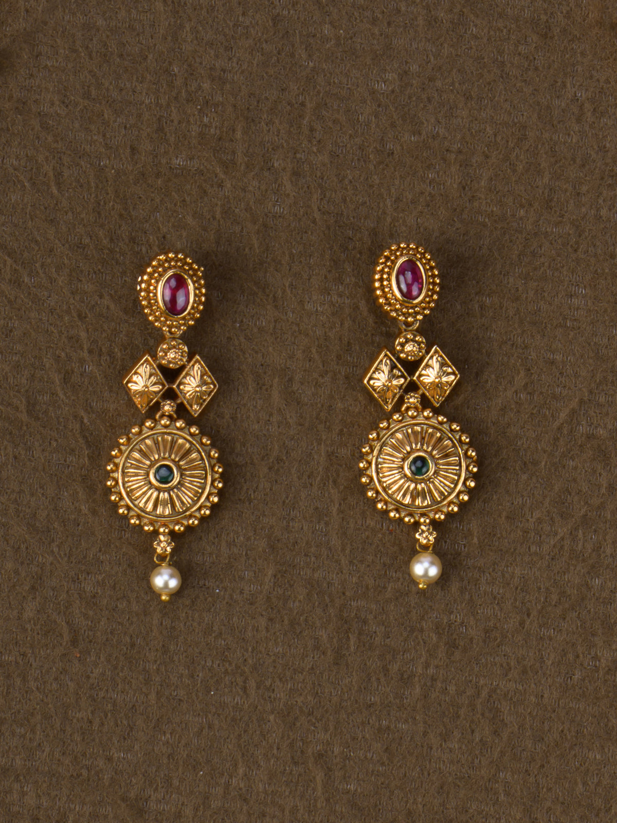 Matching sunburst drop earrings - Green