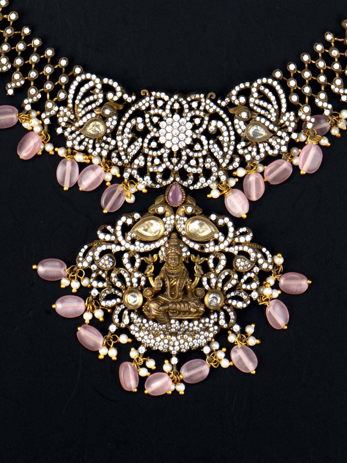 Padmalakshmi Victorian Necklace Set