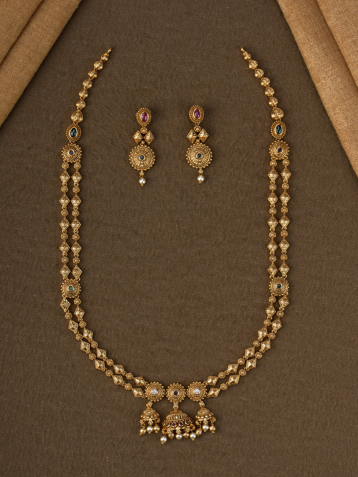 Two-layer sunburst jhumka long necklace set - Green
