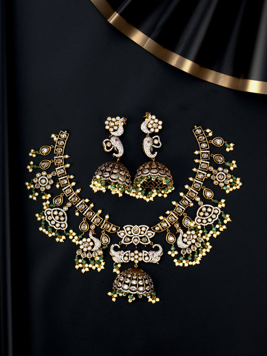 Morvika Victorian Choker Set
