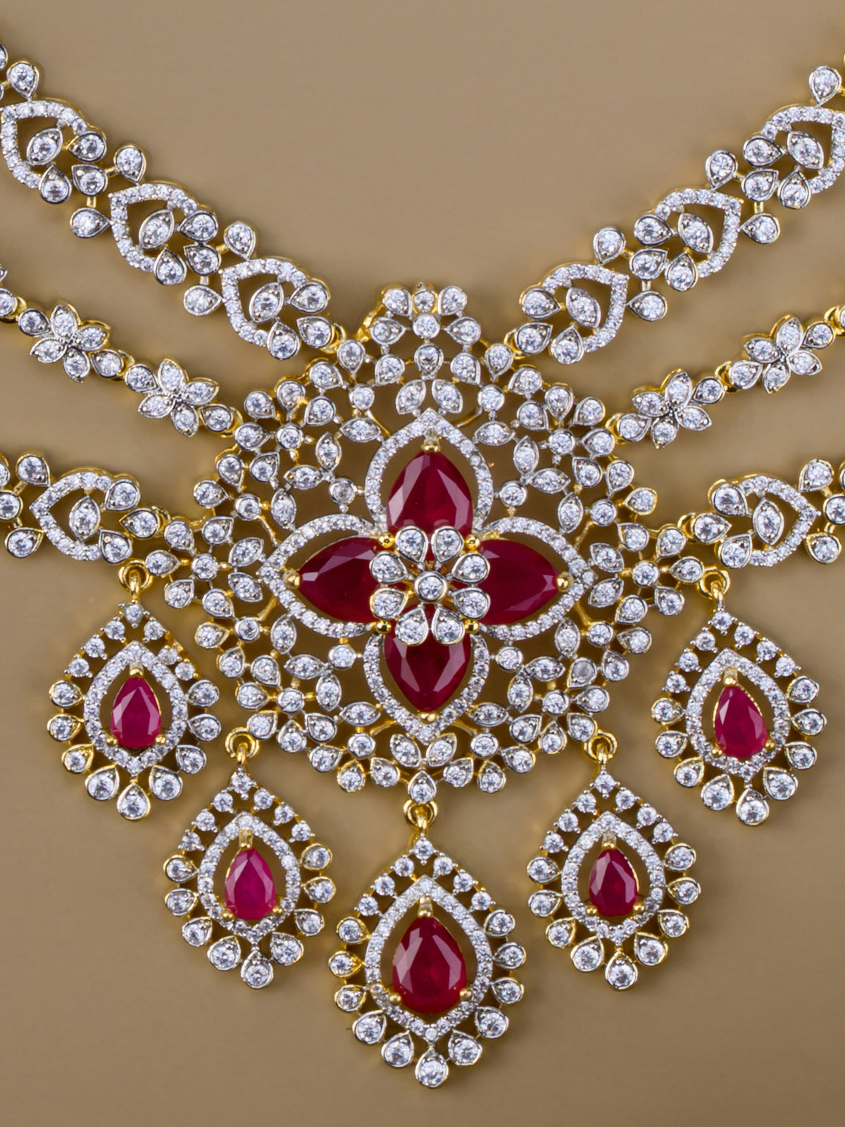 Suthaarika Diamond Mid Haaram