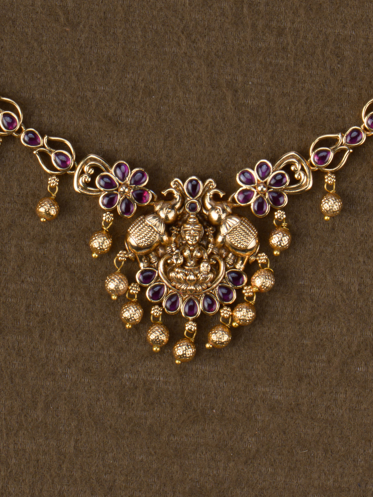 Antique Temple Lakshmi Kemp Necklace Set