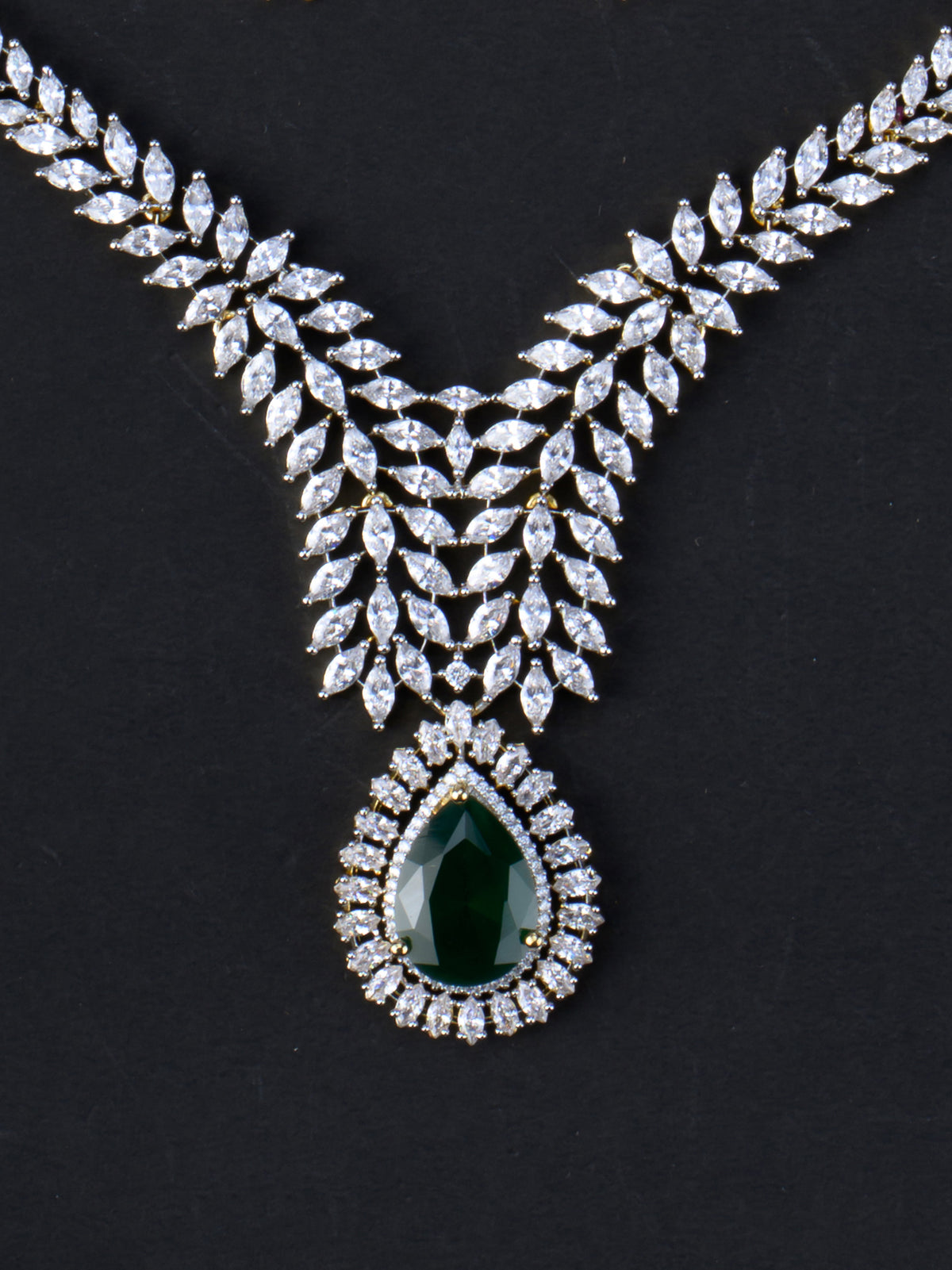 Vanamala AD Necklace Set - Green necklace close-up