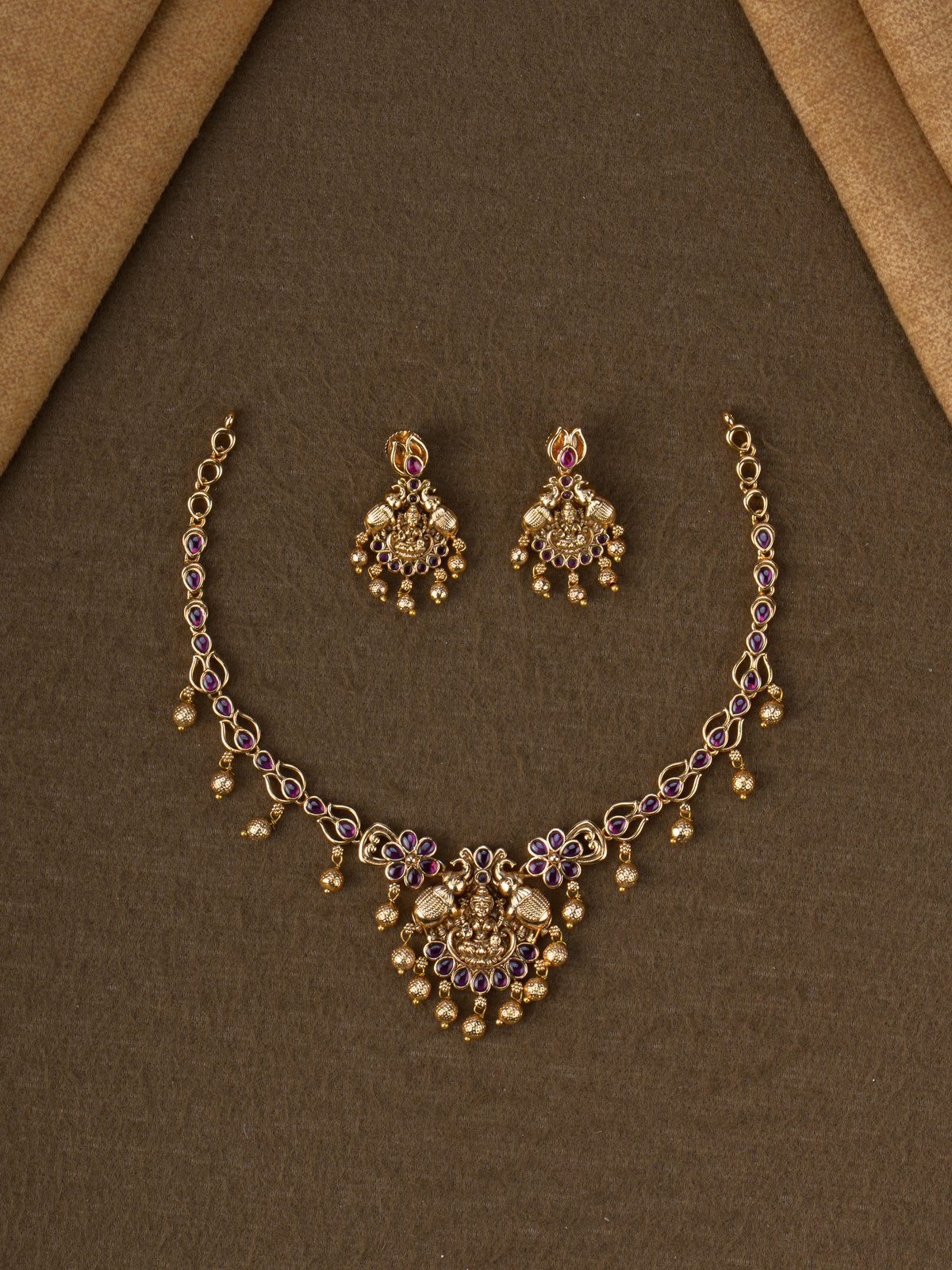 Antique Temple Lakshmi Kemp Necklace Set