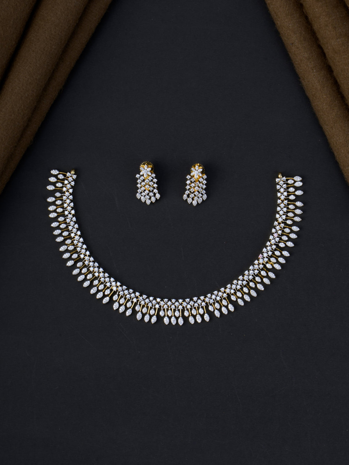 AD marquise leaf necklace set - Gold